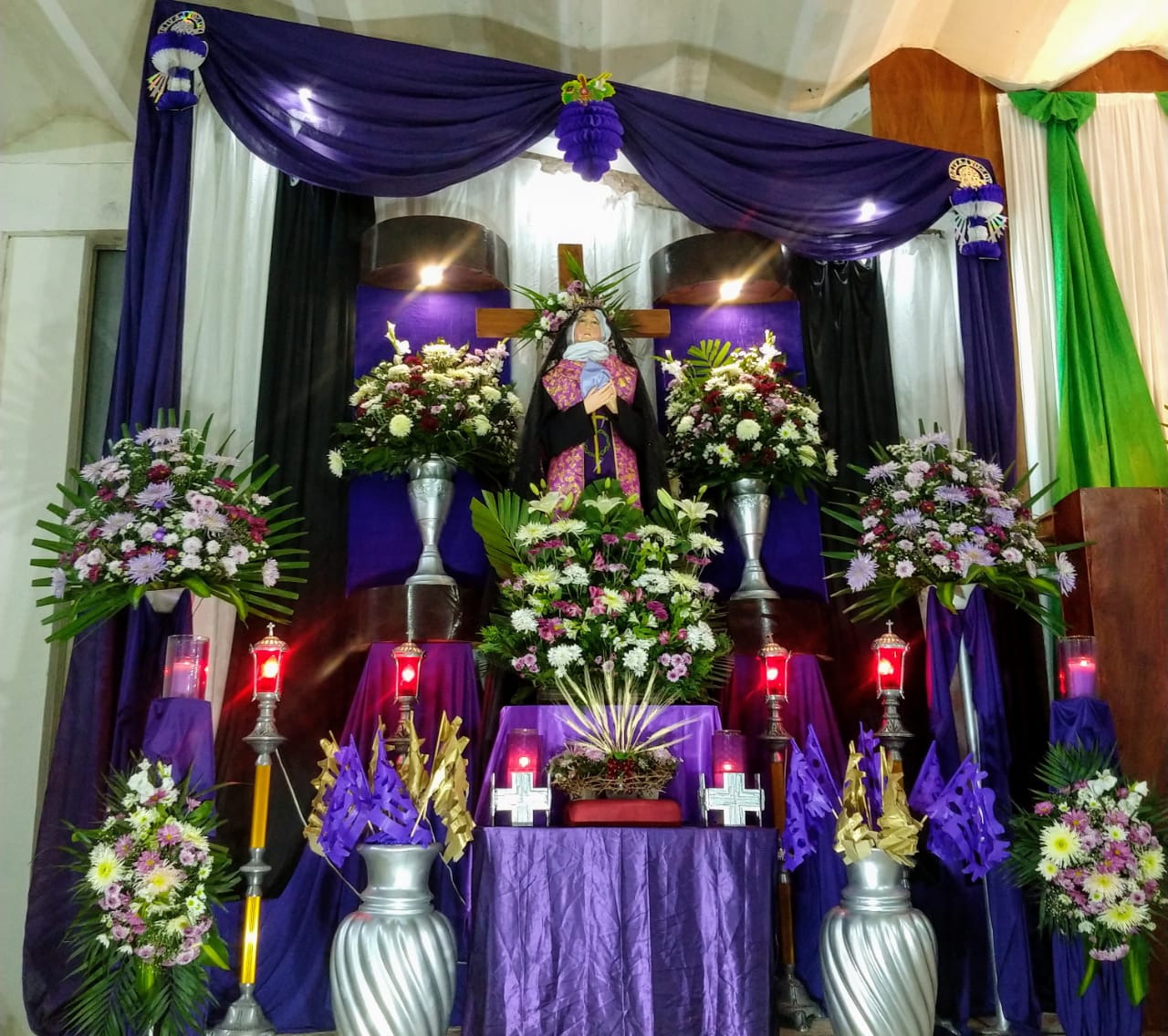 Altar De Los Dolores Una Tradición Que Se Debe De Preservar Y Difundir -  Periódico Sagrada Familia Diócesis Cancún Chetumal