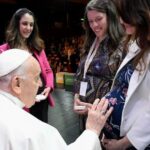 El Papa: Una Madre no DEbe Tener que Elegir Entre Hijos y Trabajo