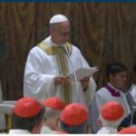 Misa Inicio Pontificado en la que se Colocará el Palio, la Mitra Papal y el Anillo del Pescador (18 de Mayo)