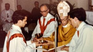 La Santísima Virgen Proteje y Bendice el Ministerio del Papá León XIV