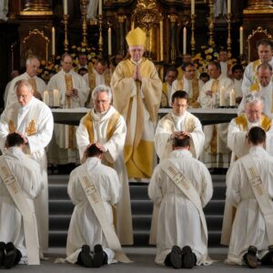 “Dios no Espera que seas Digno”: el Consejo de un Sacerdote a Quienes Están Considerando Entrar al Seminario