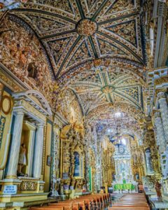 Una Mezcla Entre la Tradición Cristiana y la Herencia Indígena 