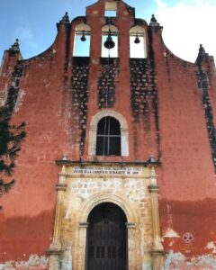 Yucatán Guarda Auténticas Joyas Arquitectónicas Lejos de las Rutas más Famosas