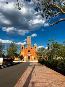 La Iglesia de San Francisco de Asís, el Principal Centro Religioso de Yaxcaba 
